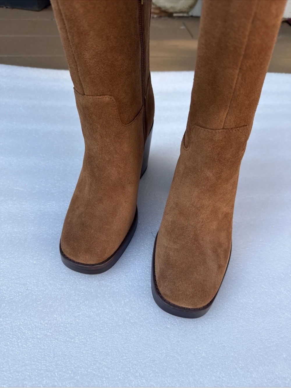 Vince Camuto Women's Gibi Stacked Heel Boots Burnt Sugar New - Picture 3 of 8